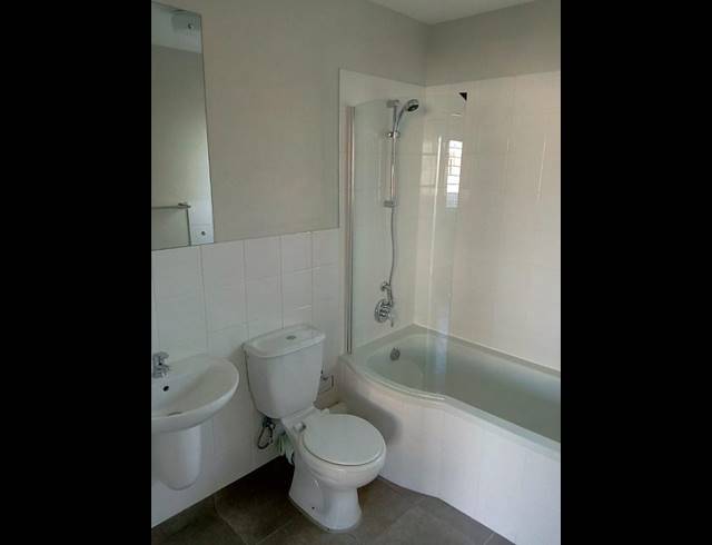 2 BEDROOM PROPERTY TO RENT IN RIVERGATE